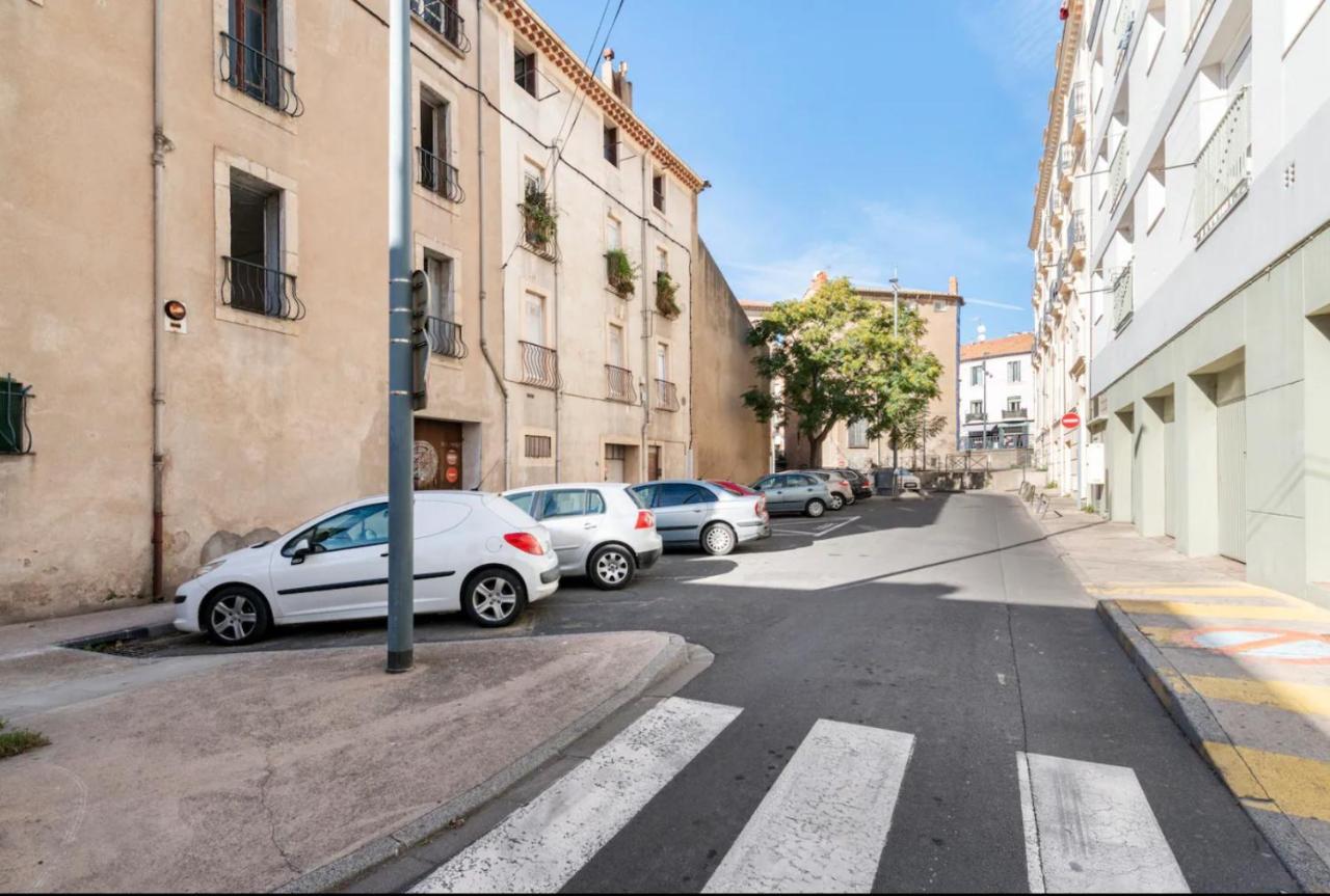- Jacuzzi, Wifi, Clim, Retroprojecteur Beziers