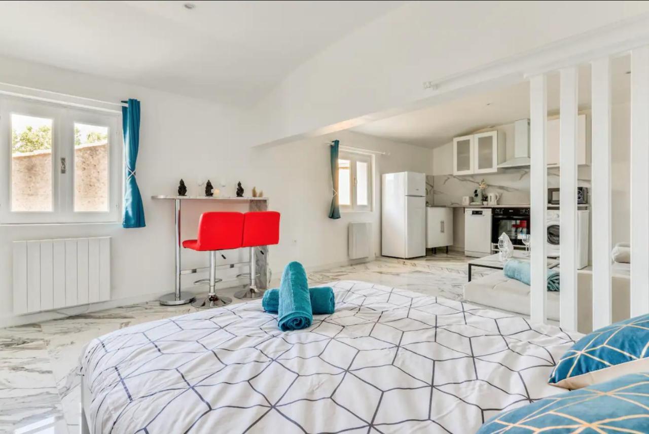 - Jacuzzi, Wifi, Clim, Retroprojecteur Apartment *