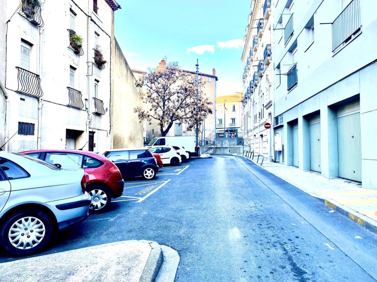 Apartment - Jacuzzi, Wifi, Clim, Retroprojecteur *
